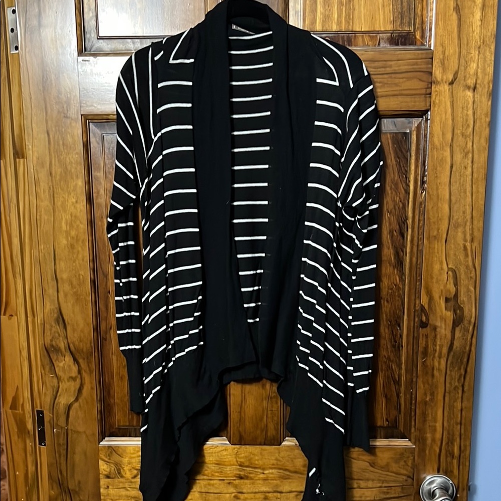 Black and White Striped Women's Sweater